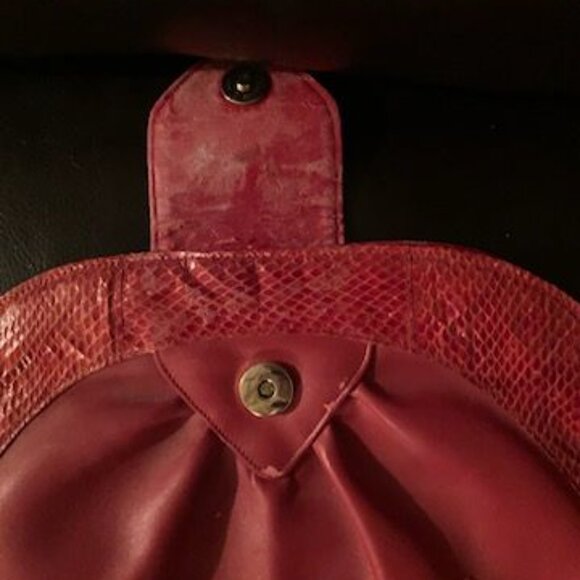 Jasmin snakeskin/leather clutch purse. - Picture 6 of 7